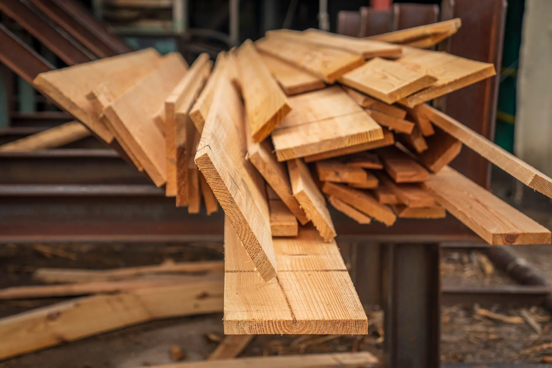 日用品批发零售如何选供应商？秦皇岛迪联商贸分享家居市场供货经验